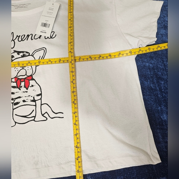 NWT French Connection Le Frenchie Crop Graphic Tee Medium - Picture 5 of 7